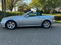 Gebraucht Mercedes SLK200 163 PS (119 kW) 2000 Silber Cabrio