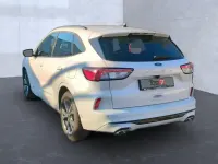 Usado Ford Kuga ST-Line 150 HP (110 kW) 2023 Branco SUV