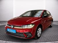 Gebraucht VW Polo Style 110 PS (80 kW) 2022 Kings red metallic deep black perleffekt (metallic) Kleinwagen