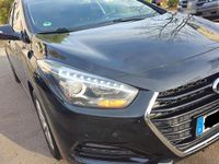 Gebraucht Hyundai i40 141 PS (103 kW) 2015 Schwarz Kombi