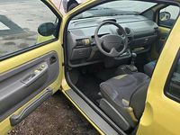 Gebraucht Renault Twingo 59 PS (43 kW) 1999 Gelb Kleinwagen