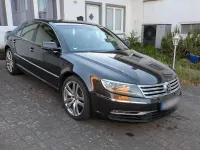 Gebraucht VW Phaeton 239 PS (175 kW) 2011 Braun Limousine
