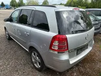 Gebraucht Opel Zafira 120 PS (88 kW) 2008 Silber Van / Kleinbus