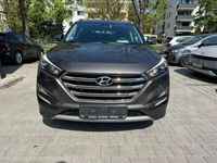gebraucht Hyundai Tucson 1.6 Style 4xSHZ SpurH LM 2xKlima Navi