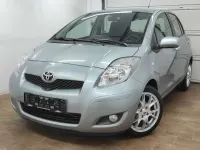 Gebraucht Toyota Yaris Life 101 PS (74 kW) 2010 Medium silver metallic Kleinwagen