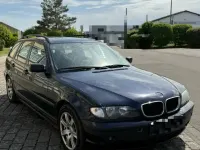 Gebraucht BMW 320 150 PS (110 kW) 2005 Blau Kombi