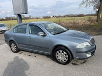 Gebraucht Skoda Octavia Ambiente 102 PS (75 kW) 2005 Grau Limousine