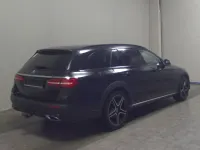 Gebraucht Mercedes E220 200 PS (147 kW) 2022 Schwarz