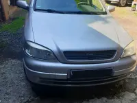 Gebraucht Opel Astra 101 PS (74 kW) 1999 Silber Limousine