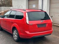 Gebraucht Ford Focus 145 PS (106 kW) 2009 Rot Kombi