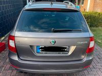 Gebraucht Skoda Superb Elegance 170 PS (125 kW) 2012 Andere farben Kombi