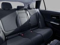 Gebraucht Mercedes C300e 204 PS (150 kW) 2024 Metalliclack sodalithblau Kombi