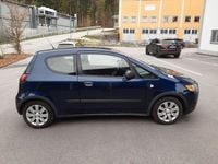 Second-hand Mitsubishi Colt Edition 95 CP (69 kW) 2011 Albastru Hatchback