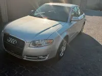 Gebraucht Audi A4 130 PS (95 kW) 2005 Grau Limousine