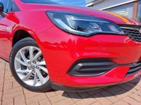 gebraucht Opel Astra 1,2 ST Edition+NAVI+DAB+SHZ+LHZ+PDC+