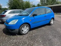 Gebraucht Ford Fiesta 80 PS (58 kW) 2003 Blau Kleinwagen