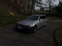 Gebraucht BMW 520 163 PS (119 kW) 2006 Silber Kombi