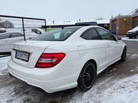 Gebraucht Mercedes C180 AMG 156 PS (114 kW) 2011 Weiß Coupé