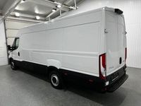 Gebraucht Iveco Daily 156 PS (114 kW) 2023 Weiss (bianco ic 194) Van