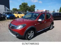 Gebraucht Dacia Sandero Stepway 84 PS (61 kW) 2012 Rot Limousine