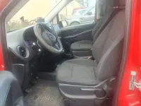 Gebraucht Mercedes Vito 114 PS (83 kW) 2016 Rot Van