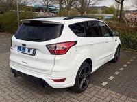 Gebraucht Ford Kuga ST-Line 242 PS (177 kW) 2018 Weiß SUV
