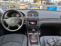 Gebraucht Mercedes E240 Elegance 177 PS (130 kW) 2003 Silber Limousine