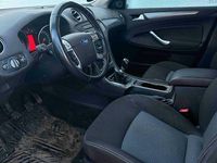 Gebraucht Ford Mondeo Trend 140 PS (102 kW) 2012 Grau Limousine