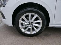 Neu Skoda Kamiq 150 PS (110 kW) 2025 Weiss SUV