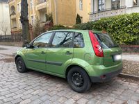 Gebraucht Ford Fiesta 80 PS (58 kW) 2007 Grün Kleinwagen