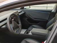 Gebraucht Tesla Model 3 RWD 208 kW (283 PS) 2023 Weiß Limousine