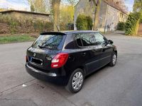 Gebraucht Skoda Fabia 60 PS (44 kW) 2010 Schwarz Kleinwagen