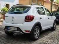Gebraucht Dacia Sandero Stepway 73 PS (53 kW) 2019 Weiß Limousine