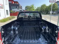 Gebraucht Toyota HiLux 150 PS (110 kW) 2025 Schwarz Pickup