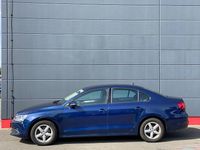 Używany VW Jetta Trendline 116 KM (85 kW) 2018 Niebieski Sedan/Limuzyna