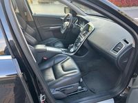 Gebraucht Volvo XC60 Ocean Race 150 PS (110 kW) 2016 Schwarz SUV