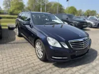 Gebraucht Mercedes E350 265 PS (194 kW) 2011 Blau Limousine