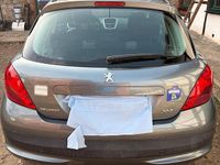 Gebraucht Peugeot 207 70 PS (51 kW) 2009 Grau Kleinwagen