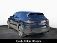 Second-hand Porsche Cayenne Platinum Edition 340 CP (250 kW) 2023 Negru SUV
