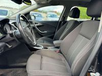 gebraucht Opel Astra Sports Tourer Sport SH+PDC+Navi+Xenon