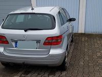 Gebraucht Mercedes B170 116 PS (85 kW) 2005 Silber Van / Kleinbus