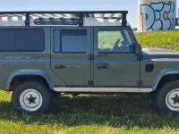 Gebraucht Land Rover Defender 122 PS (89 kW) 2007 Grün Kombi