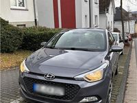 Gebraucht Hyundai i20 YES! 84 PS (61 kW) 2017 Grau Kleinwagen