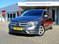 Gebraucht Mercedes B180 Ambition 109 PS (80 kW) 2013 Grau Kleinwagen