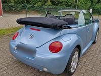 Gebraucht VW New Beetle 101 PS (74 kW) 2004 Blau Kleinwagen