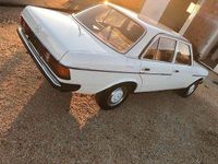 Gebraucht Mercedes 200 111 PS (81 kW) 1981 Weiß Limousine