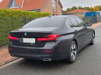 Second-hand BMW 520 190 CP (139 kW) 2021 Negru Berlinǎ