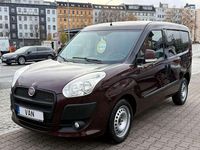 Gebraucht Fiat Doblò Dynamic 90 PS (66 kW) 2010 Orange  rot Van / Kleinbus