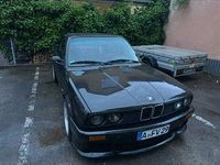 Gebraucht BMW 320 Cabriolet Performance 129 PS (94 kW) 1991 Schwarz Cabrio