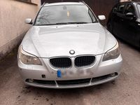 Gebraucht BMW 530 231 PS (169 kW) 2005 Silber Kombi